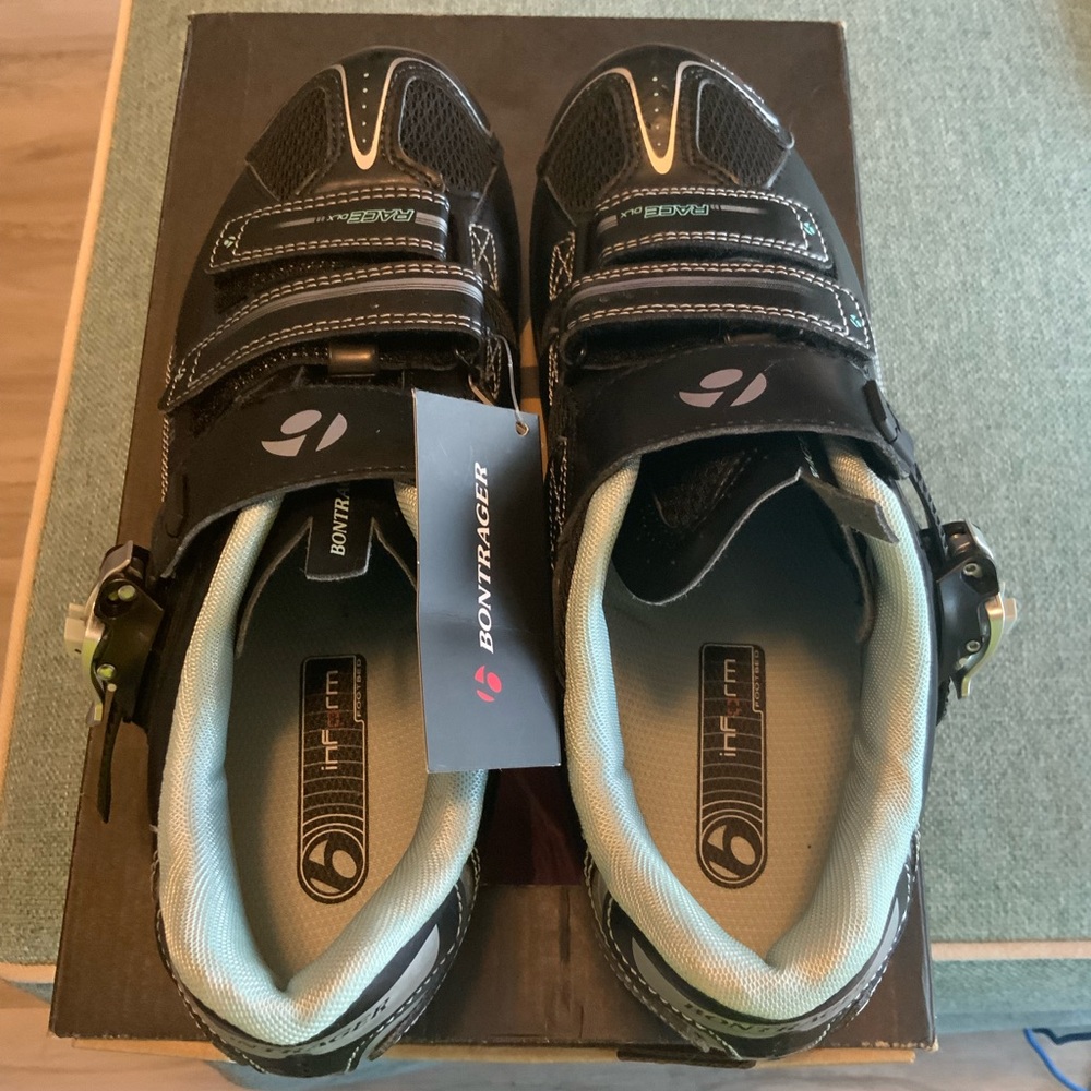 New with tags Bontrager Black Cycling Shoes for Men 10.5